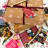 WOMEN IN WONDERLAND BOX