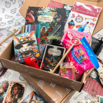 WOMEN IN WONDERLAND BOX