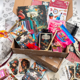 WOMEN IN WONDERLAND BOX
