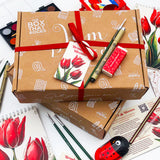 BRUSHES & BLOOMS BOX